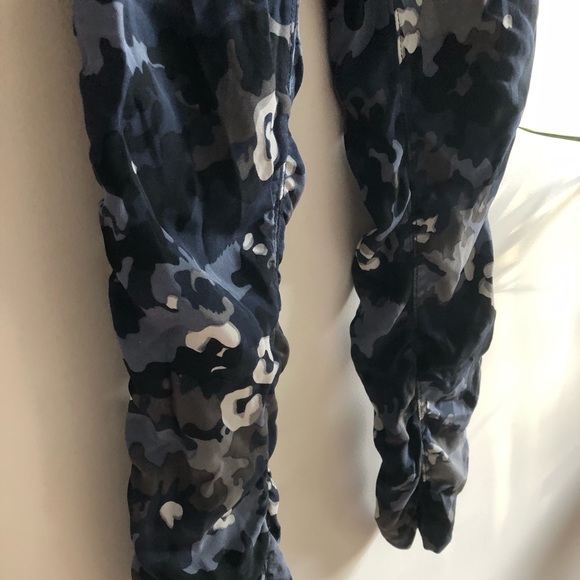 3.1 Phillip Lim silk blue camp pants - Picture 3 of 5